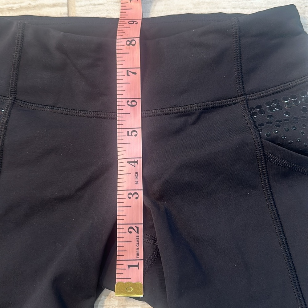 Lululemon women’s bike shorts with pockets sz4 - Picture 9 of 12